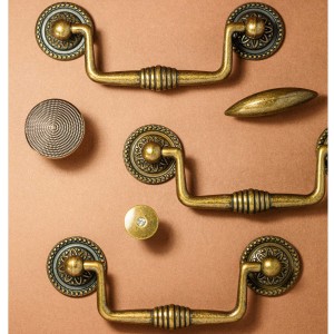 Puxador Alça Colonial para Móveis 96mm