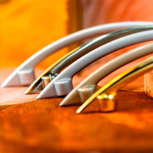 Puxador Alça para Móveis Cromo Acetinado Altero Casa 96mm