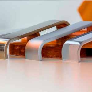 Puxador Alça para Móveis Prata Fosca Altero Casa 128mm M545-128