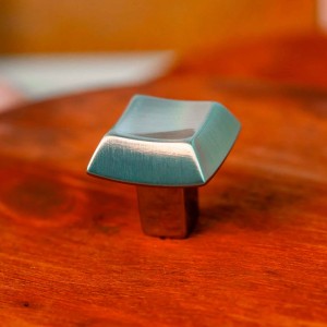 Puxador Ponto Quadrado Curvado Aço Escovado 22mm