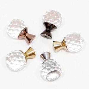 Puxador Ponto Cristal com Dourado