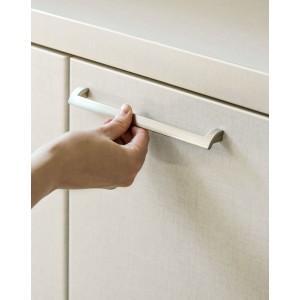 Puxador Alça para Móveis em Zamac Aço Escovado 192mm