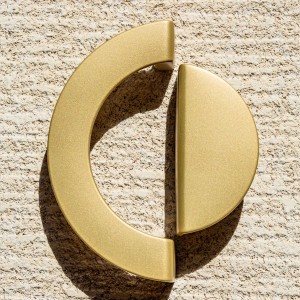 Puxador Meia Lua Dourado Glam 80mm