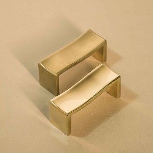 Puxador de Móvel Alça Dourado PVD Altero Casa 64mm